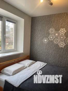 2-к квартира, посуточно, 42м2, 1/5 этаж