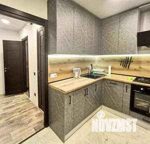1-к квартира, посуточно, 54м2, 6/9 этаж
