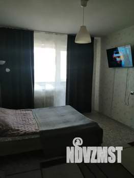1-к квартира, посуточно, 38м2, 4/9 этаж