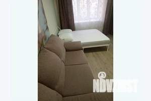 1-к квартира, посуточно, 47м2, 6/9 этаж