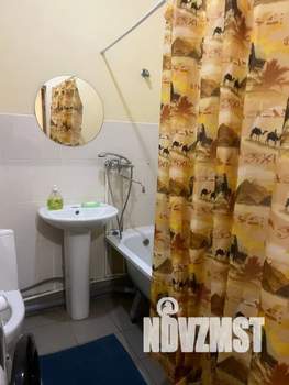 1-к квартира, посуточно, 40м2, 1/3 этаж