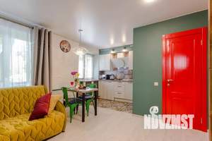 Студия квартира, посуточно, 35м2, 1/5 этаж