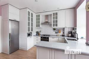 2-к квартира, вторичка, 60м2, 1/5 этаж