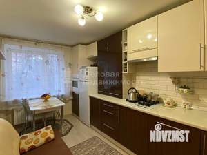 2-к квартира, вторичка, 68м2, 1/5 этаж