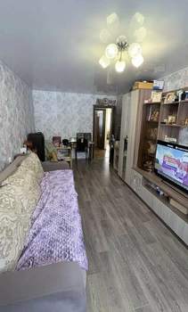 2-к квартира, вторичка, 47м2, 1/5 этаж