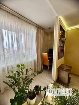 2-к квартира, вторичка, 62м2, 8/9 этаж