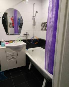 1-к квартира, вторичка, 49м2, 5/5 этаж