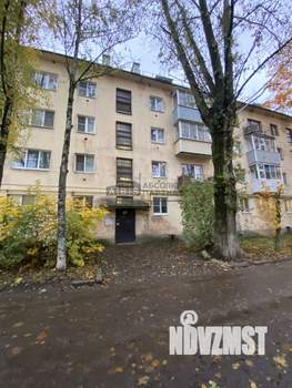 1-к квартира, вторичка, 30м2, 4/4 этаж