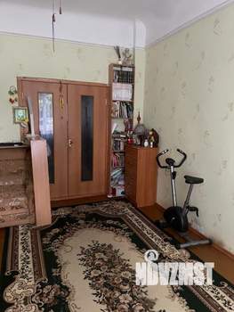 2-к квартира, вторичка, 57м2, 1/4 этаж