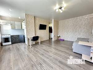 2-к квартира, вторичка, 42м2, 1/4 этаж