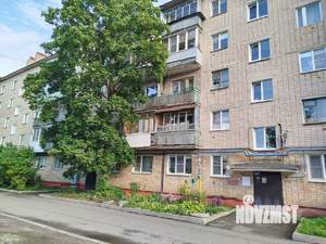 2-к квартира, вторичка, 43м2, 1/5 этаж