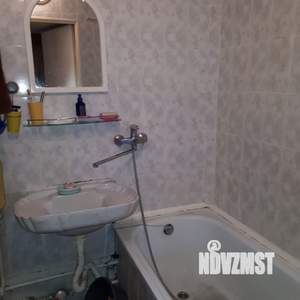 2-к квартира, вторичка, 42м2, 8/9 этаж