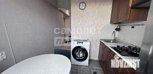 2-к квартира, вторичка, 43м2, 9/9 этаж
