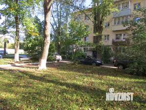 2-к квартира, вторичка, 43м2, 1/4 этаж