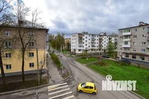 2-к квартира, вторичка, 65м2, 3/3 этаж