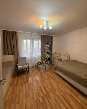 4-к квартира, вторичка, 126м2, 2/10 этаж