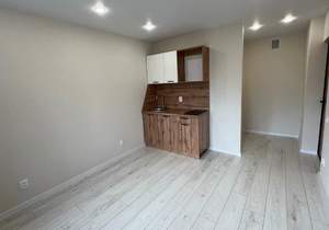 Студия квартира, вторичка, 17м2, 1/9 этаж