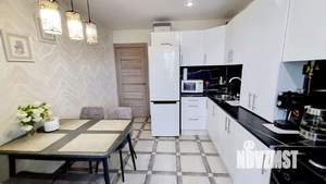 2-к квартира, вторичка, 60м2, 8/9 этаж