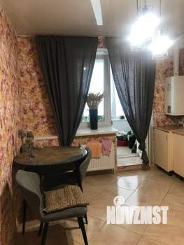 2-к квартира, вторичка, 58м2, 1/9 этаж