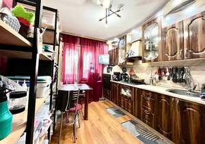 3-к квартира, вторичка, 64м2, 1/9 этаж