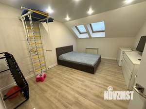 3-к квартира, вторичка, 100м2, 4/4 этаж