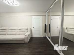 4-к квартира, вторичка, 61м2, 5/5 этаж