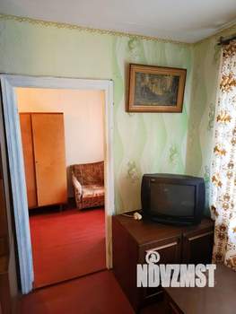 2-к квартира, вторичка, 43м2, 1/4 этаж