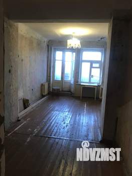4-к квартира, вторичка, 106м2, 4/5 этаж