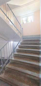 3-к квартира, вторичка, 70м2, 1/5 этаж