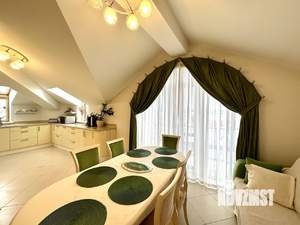 2-к квартира, вторичка, 68м2, 4/4 этаж