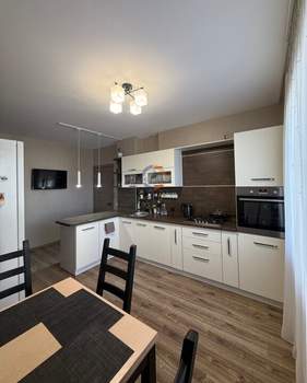 3-к квартира, вторичка, 82м2, 8/9 этаж