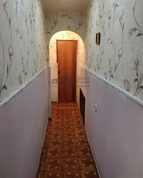 2-к квартира, вторичка, 42м2, 1/5 этаж