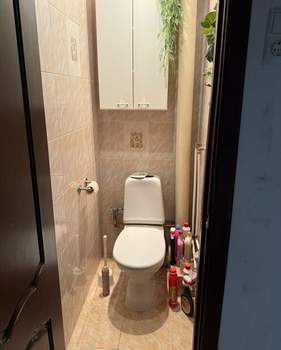 3-к квартира, вторичка, 63м2, 1/9 этаж