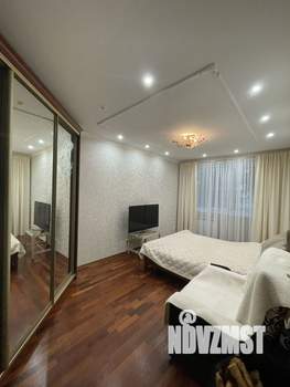 2-к квартира, вторичка, 43м2, 1/5 этаж
