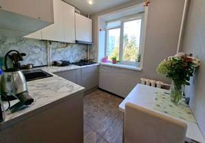 3-к квартира, вторичка, 57м2, 4/5 этаж