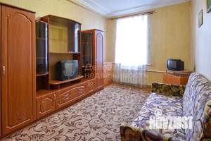 2-к квартира, вторичка, 65м2, 3/3 этаж