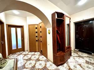 3-к квартира, вторичка, 75м2, 5/5 этаж