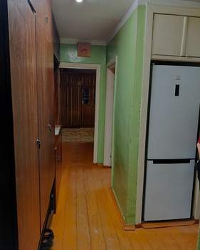 3-к квартира, вторичка, 59м2, 1/4 этаж