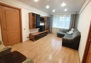 3-к квартира, вторичка, 56м2, 1/2 этаж