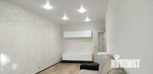 2-к квартира, вторичка, 43м2, 1/5 этаж