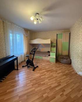 4-к квартира, вторичка, 126м2, 2/10 этаж