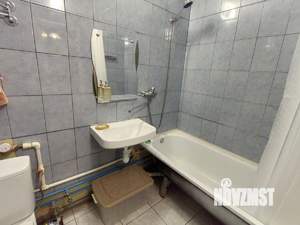 1-к квартира, вторичка, 42м2, 4/4 этаж