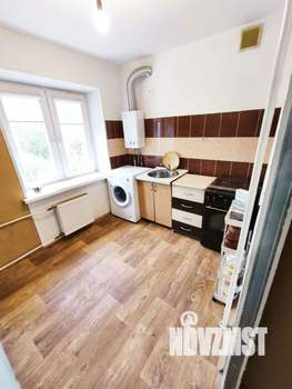 2-к квартира, вторичка, 42м2, 3/4 этаж
