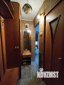 2-к квартира, вторичка, 42м2, 1/4 этаж