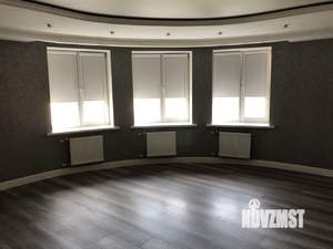 2-к квартира, вторичка, 101м2, 5/6 этаж