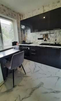 2-к квартира, вторичка, 46м2, 1/5 этаж
