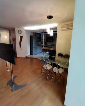 3-к квартира, вторичка, 74м2, 1/9 этаж