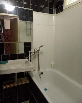 3-к квартира, вторичка, 56м2, 3/5 этаж
