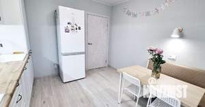 2-к квартира, вторичка, 63м2, 9/10 этаж
