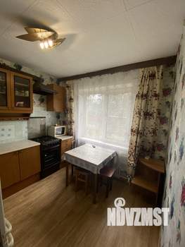 2-к квартира, вторичка, 53м2, 1/10 этаж